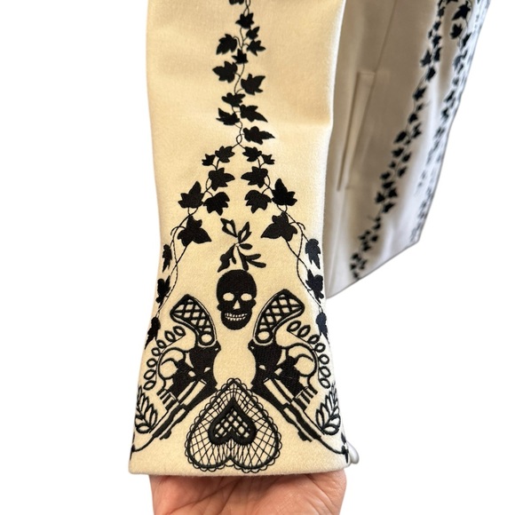 Betsey Johnson One of a kind Jacket - Picture 4 of 8